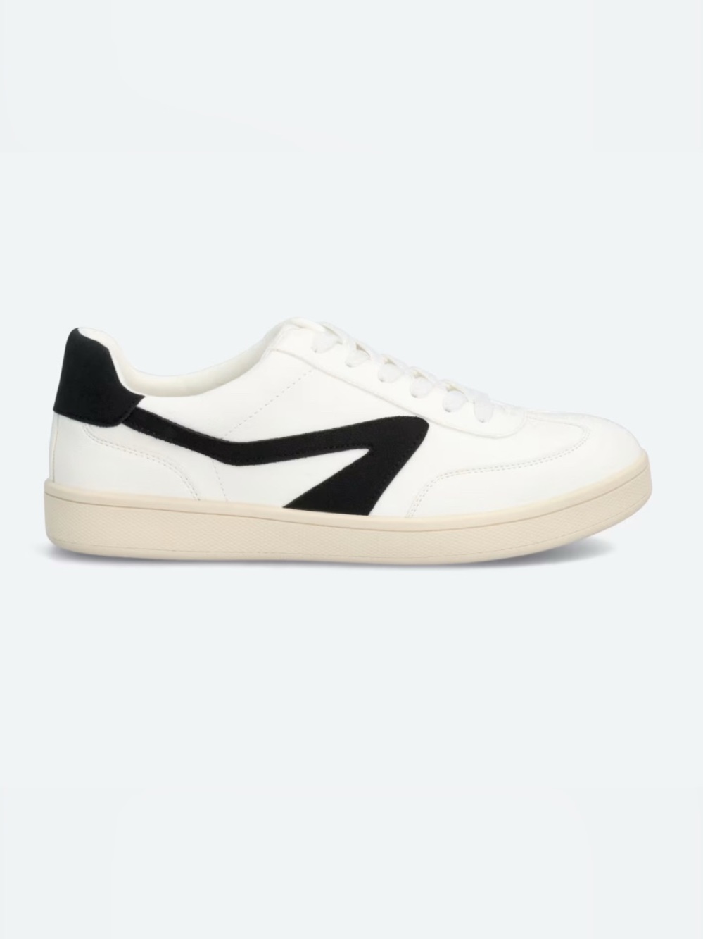 DV by Dolce Vita Vasser Sneakers